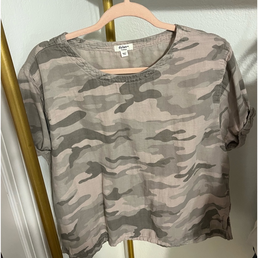 Dylan camo top